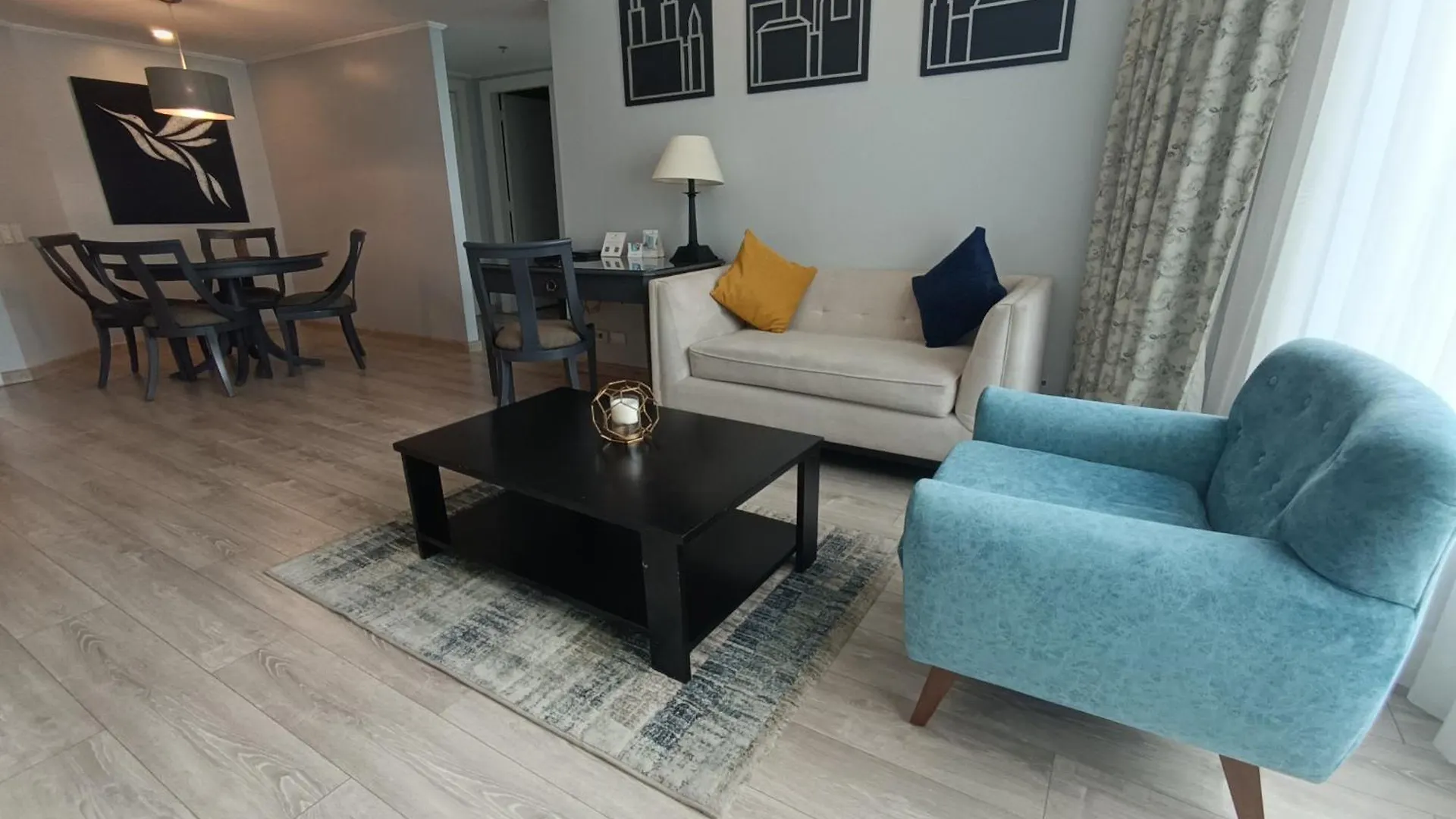 Aparta Hotel Torres de Suites Quito 0*,  Ecuador
