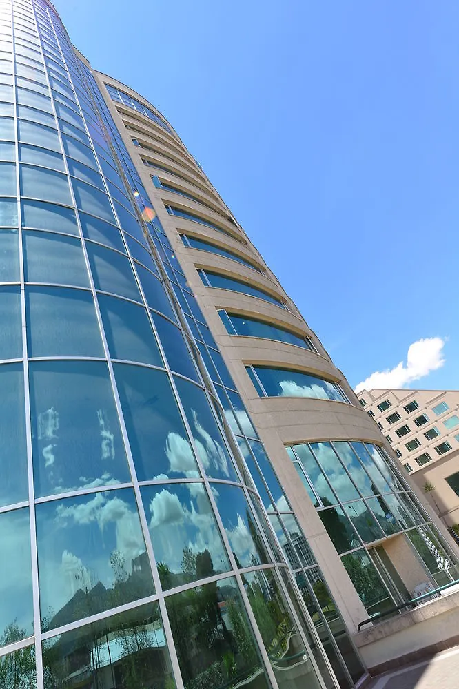 Aparta Hotel Torres de Suites Quito