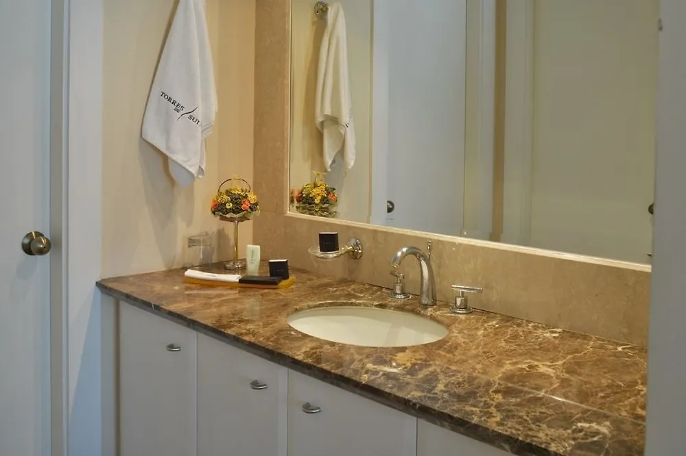 Apartamento Aparta Hotel Torres de Suites Quito